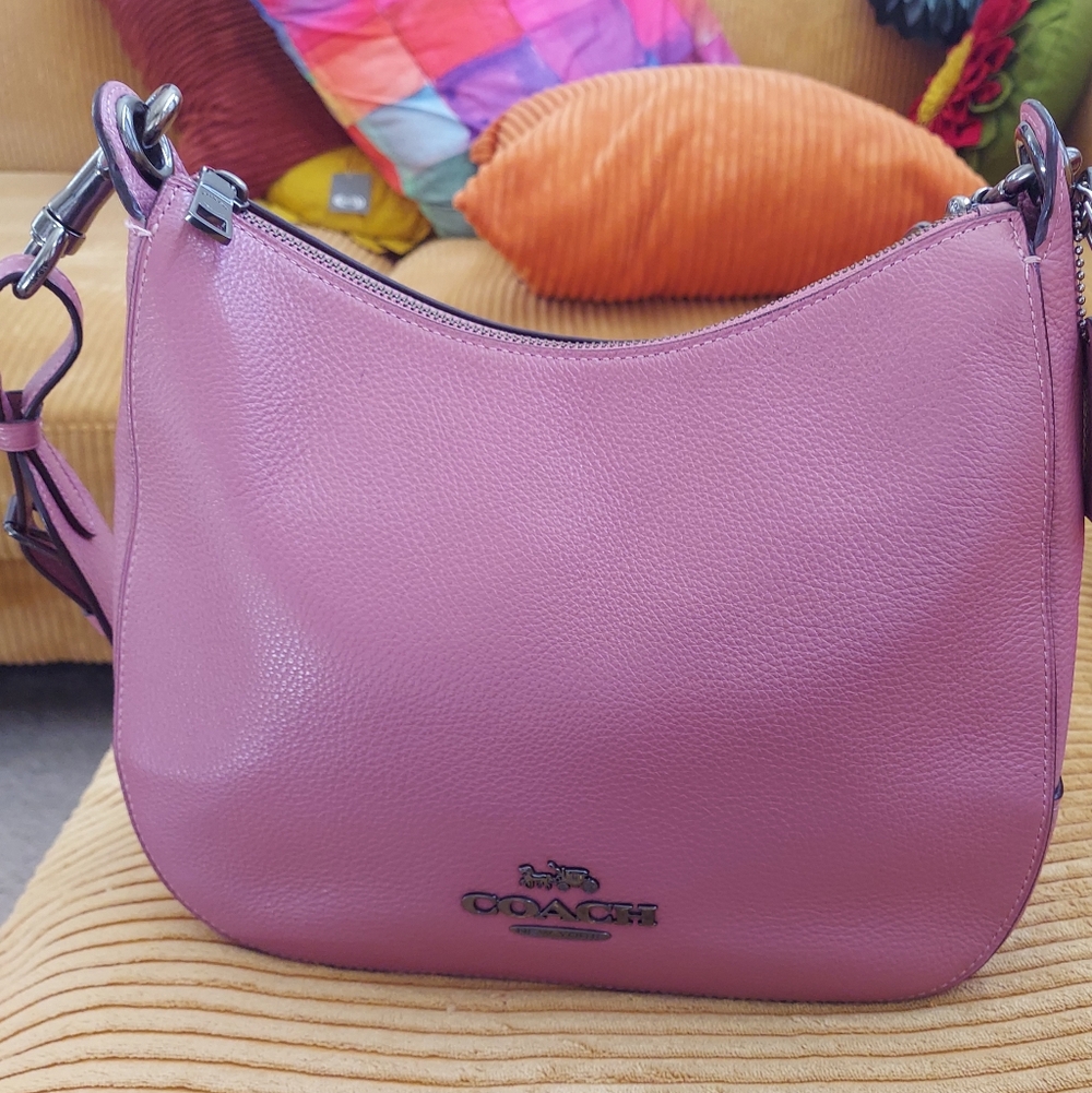Coach Jess Hobo Rose Pink Pebbled Leather Shoulder Bag W/Gun Metal Hardware